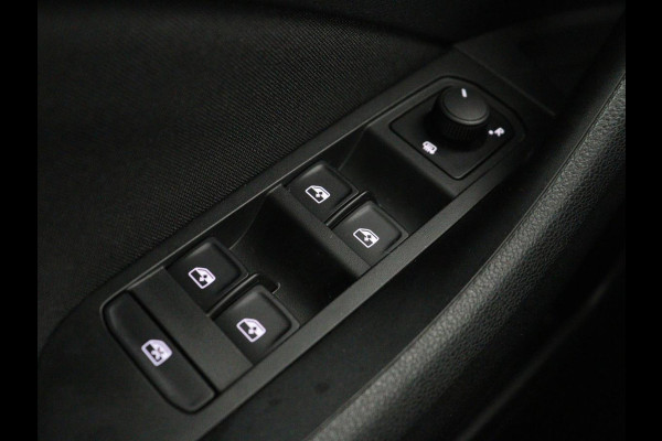 Škoda SCALA 1.0 TSI Sport | Automaat | Trekhaak | Carplay | 17'' | Sportstoelen | Full LED | Parkeerhulp | Climate control | Cruise control | Bluetooth