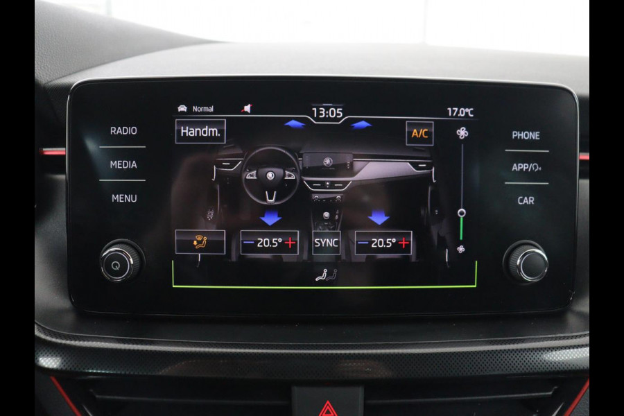 Škoda SCALA 1.0 TSI Sport | Automaat | Trekhaak | Carplay | 17'' | Sportstoelen | Full LED | Parkeerhulp | Climate control | Cruise control | Bluetooth