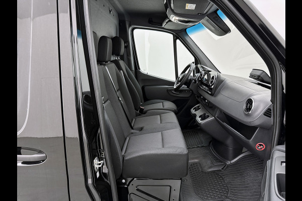Mercedes-Benz Sprinter 317 1.9 CDI L2H2 Select Navigatie Trekhaak 3500kg Parkeerpakket Betimmering Stoelverwarming