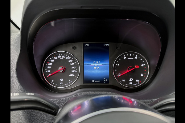 Mercedes-Benz Sprinter 317 1.9 CDI L2H2 Select Navigatie Trekhaak 3500kg Parkeerpakket Betimmering Stoelverwarming