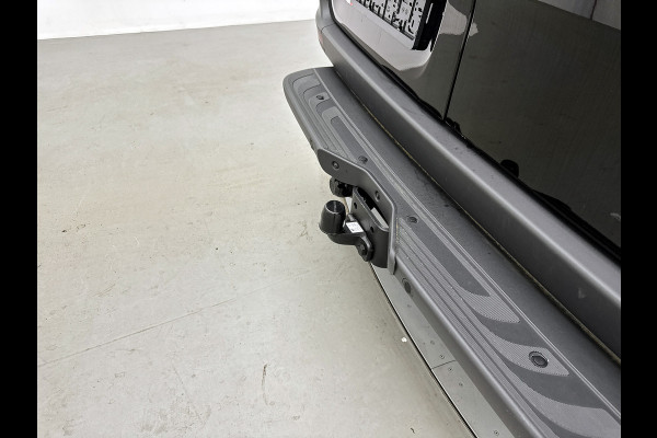 Mercedes-Benz Sprinter 317 1.9 CDI L2H2 Select Navigatie Trekhaak 3500kg Parkeerpakket Betimmering Stoelverwarming