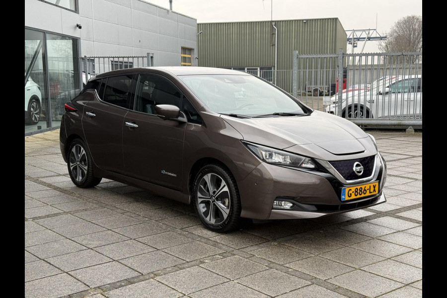 Nissan Leaf Aut. Tekna 40 kWh | Navi | 360 Camera | Leder | Bose |