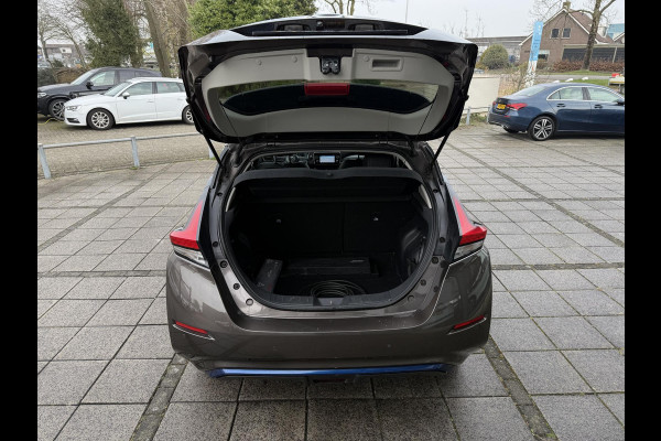 Nissan Leaf Aut. Tekna 40 kWh | Navi | 360 Camera | Leder | Bose |