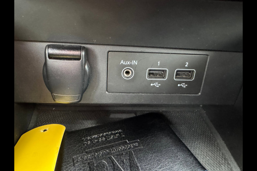 Renault Clio 1.0 TCe Intens / Apple Carplay / Lm velgen / Lage km stand