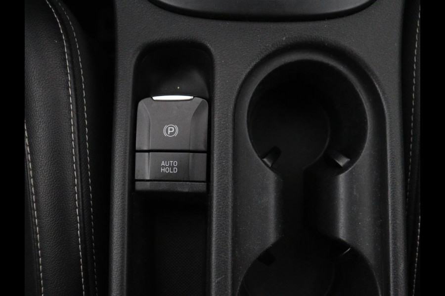 Hyundai Kona 1.6 GDI HEV Premium Sky | Schuifdak | Leder | Stoelventilatie | Adaptive cruise | Trekhaak | Head-Up | Carplay | Camera | Achterbankverwarming | Navigatie | Keyless | Climate control