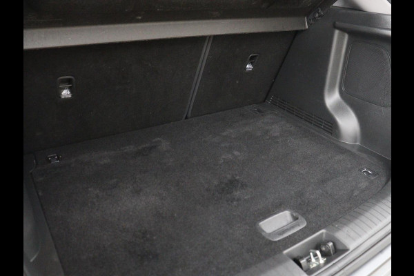 Hyundai Kona 1.6 GDI HEV Premium Sky | Schuifdak | Leder | Stoelventilatie | Adaptive cruise | Trekhaak | Head-Up | Carplay | Camera | Achterbankverwarming | Navigatie | Keyless | Climate control