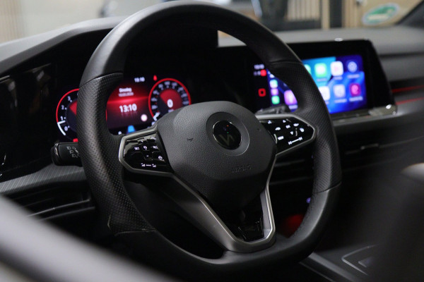 Volkswagen Golf 1.5 eTSI R-Line Pano/HUD/H&K/CAM/BLINDESPOT/BOMVOL