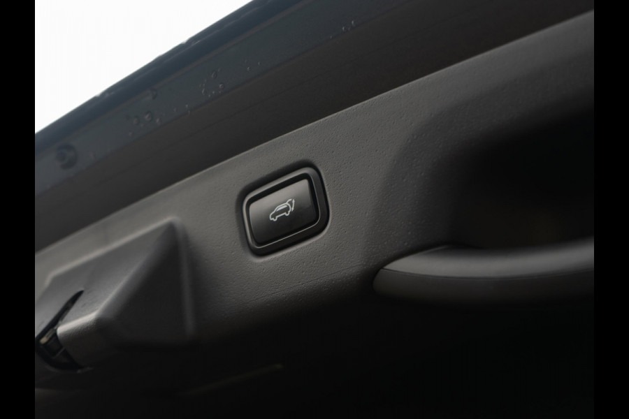 Kia Niro EV DynamicPlusLine 64.8 kWh Schuifdak | Leder | LED | Stuur + Stoelverwarming | Navigatie l PDC l Carplay