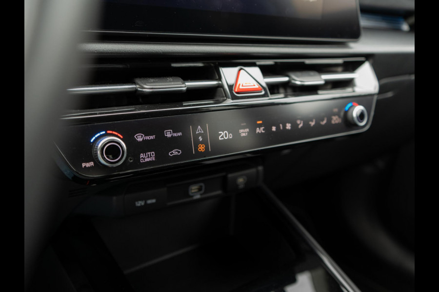 Kia Niro EV DynamicPlusLine 64.8 kWh Schuifdak | Leder | LED | Stuur + Stoelverwarming | Navigatie l PDC l Carplay
