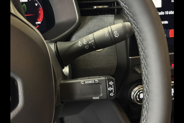 Renault Clio 1.0 TCe 90 GPF Techno | Groot Navi | 360 | 17" | Stoel & Stuurverwarming | Carplay | Dealer onderhouden!