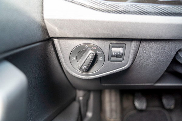 Volkswagen Polo 1.0 TSI Life Business|Prijs rijklaar incl. 12 mnd garantie|PDC Camera NAV LMV DAB Stoelverwarming Carplay