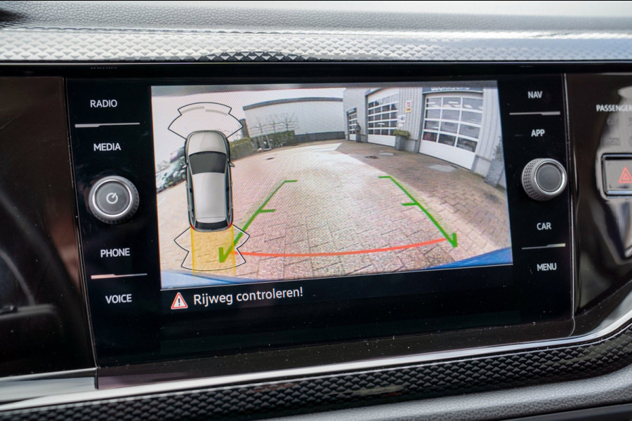 Volkswagen Polo 1.0 TSI Life Business|Prijs rijklaar incl. 12 mnd garantie|PDC Camera NAV LMV DAB Stoelverwarming Carplay