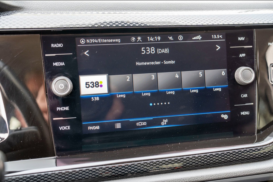 Volkswagen Polo 1.0 TSI Life Business|Prijs rijklaar incl. 12 mnd garantie|PDC Camera NAV LMV DAB Stoelverwarming Carplay