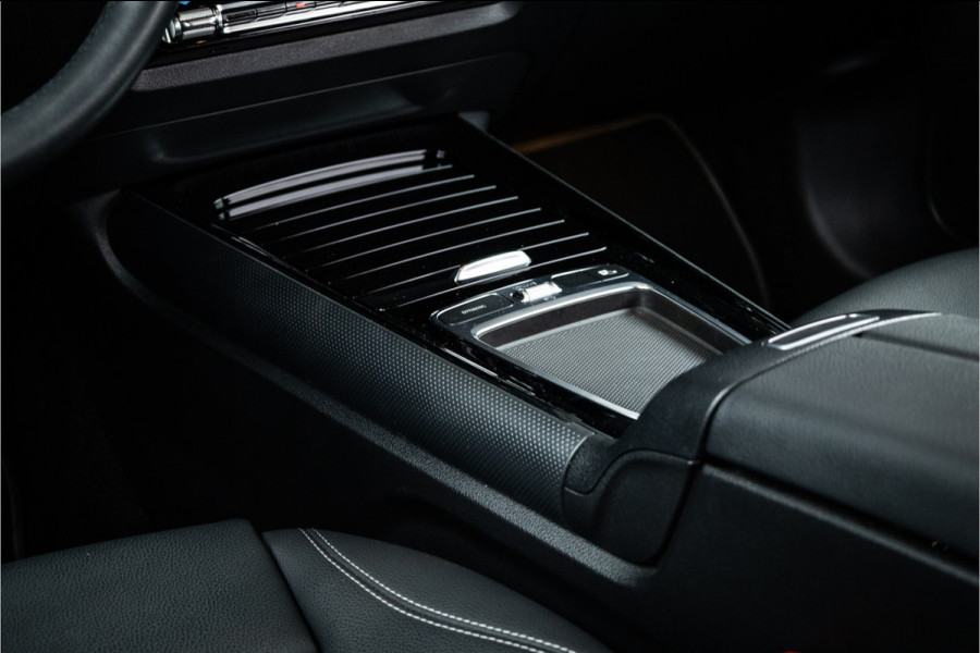 Mercedes-Benz GLA GLA200 - ACC | Camera | Stoelverwarming