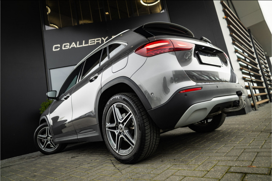 Mercedes-Benz GLA GLA200 - ACC | Camera | Stoelverwarming