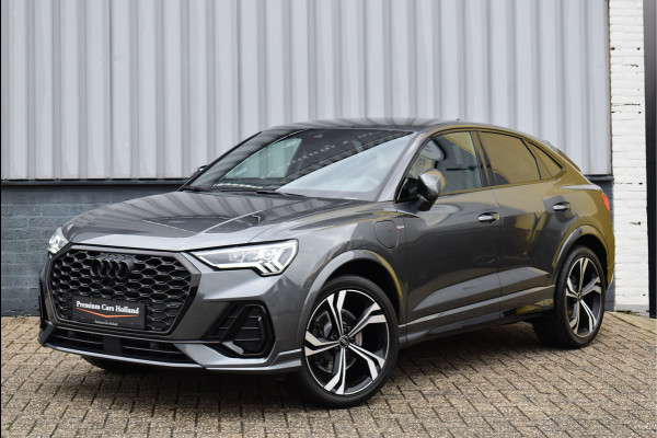 Audi Q3 Sportback 45 TFSI e S-Line 245 Pk Navi Sfeerverlichting Full Led Keyless Trekhaak 20 Inch Unieke staat