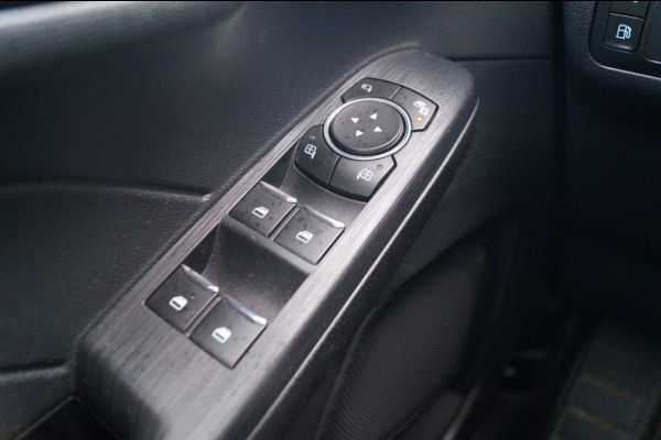 Ford Kuga 2.5 PHEV ST-Line X -PANO-NAVI-ECC-PDC-