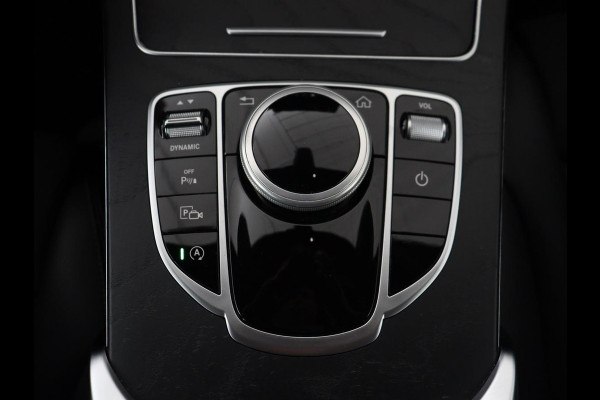 Mercedes-Benz C-Klasse 160 AMG Limited | Stoelverwarming | Leder/Alcantara | Trekhaak | Full LED | Park Assist | Camera | Navigatie | Climate control | Bluetooth | Cruise control