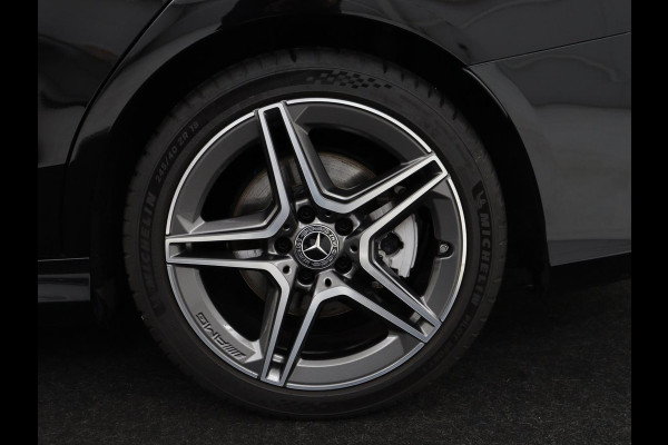 Mercedes-Benz C-Klasse 160 AMG Limited | Stoelverwarming | Leder/Alcantara | Trekhaak | Full LED | Park Assist | Camera | Navigatie | Climate control | Bluetooth | Cruise control