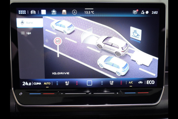 Volkswagen Golf 1.5 eHybrid GTE 272 pk Automaat (DSG) | Sportpakket | Panoramadak | Lederen bekleding | Elektr. trekhaak | Parkeersensoren | Blackstyle | Stoelverwarming |