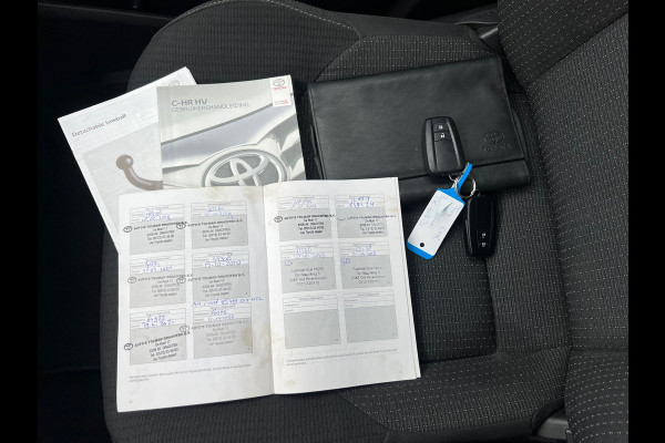 Toyota C-HR 1.8 Hybrid Bi-Tone | JBL + Keyless + Camera + Trekhaak Nu € 14.975,-!!!