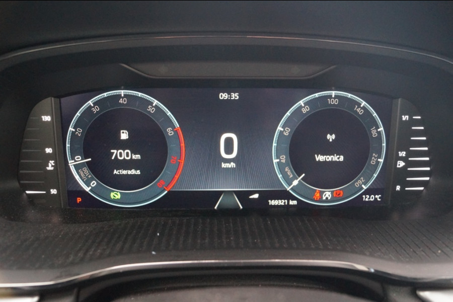 Škoda Octavia Combi 1.0 TSI 110pk DSG Business Edition -PANO-ECC-CAM-