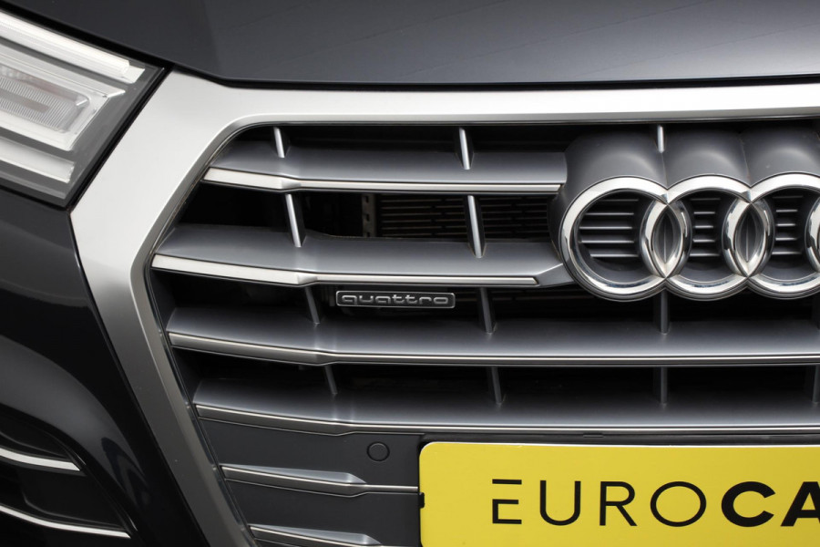 Audi Q5 50 TFSI e quattro Pro Line S-Line Plugin Hybrid | Navigatie | Climate Control | Led | Parkeer sensoren V+A | Stoelverwarming | Virtual Cockpit | Extra Getint Glas