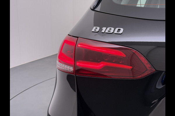 Mercedes-Benz B-Klasse 180 Style | Widescreen Camera LED