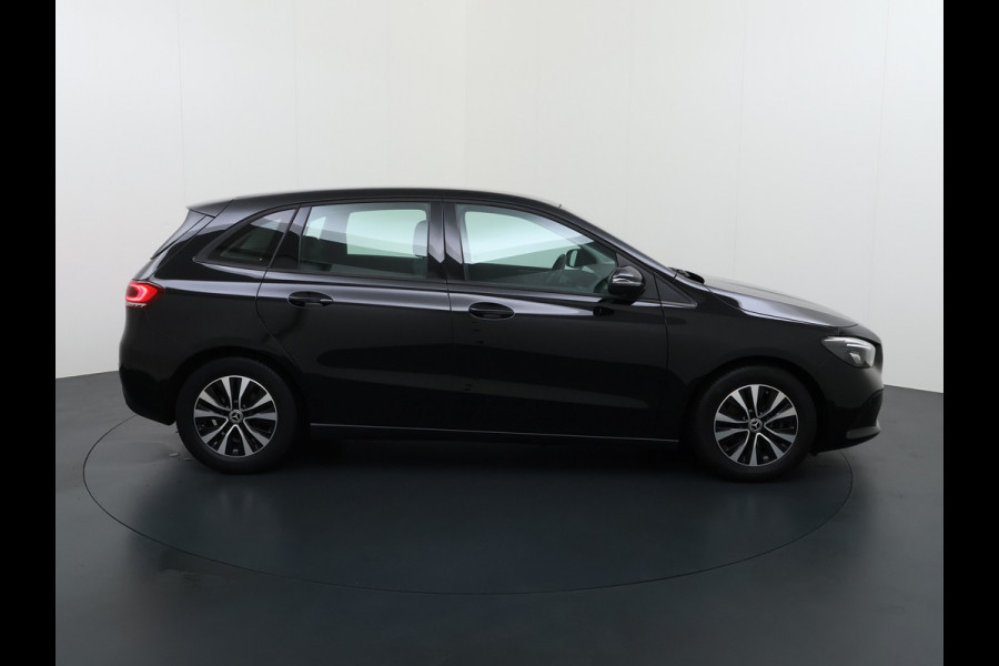 Mercedes-Benz B-Klasse 180 Style | Widescreen Camera LED