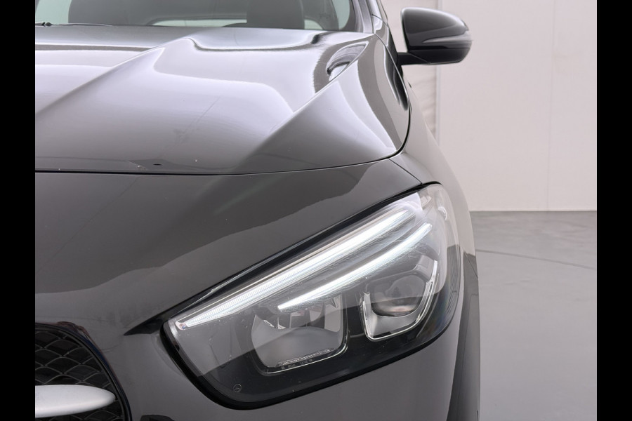 Mercedes-Benz B-Klasse 180 Style | Widescreen Camera LED