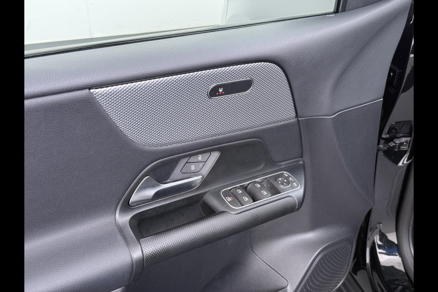 Mercedes-Benz B-Klasse 180 Style | Widescreen Camera LED