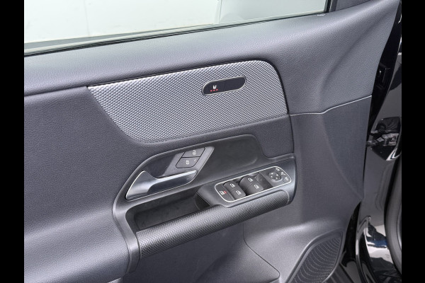 Mercedes-Benz B-Klasse 180 Style | Widescreen Camera LED