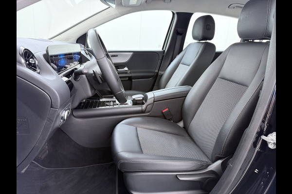 Mercedes-Benz B-Klasse 180 Style | Widescreen Camera LED