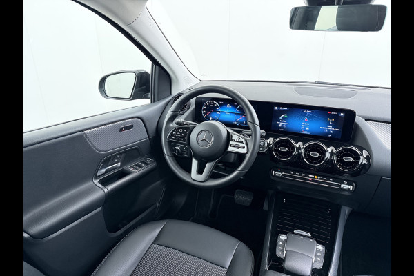 Mercedes-Benz B-Klasse 180 Style | Widescreen Camera LED