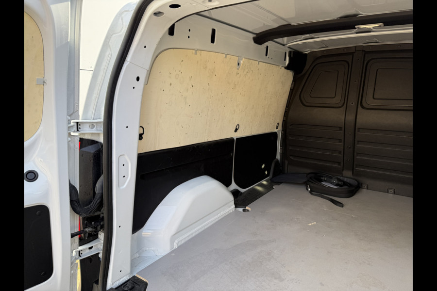 Mercedes-Benz eCitan 112 51kWh L2 Pro 284 WLTP MBUX Trekhaak 75kW Snelladen Apple Carplay Cruise Control Laadkabel