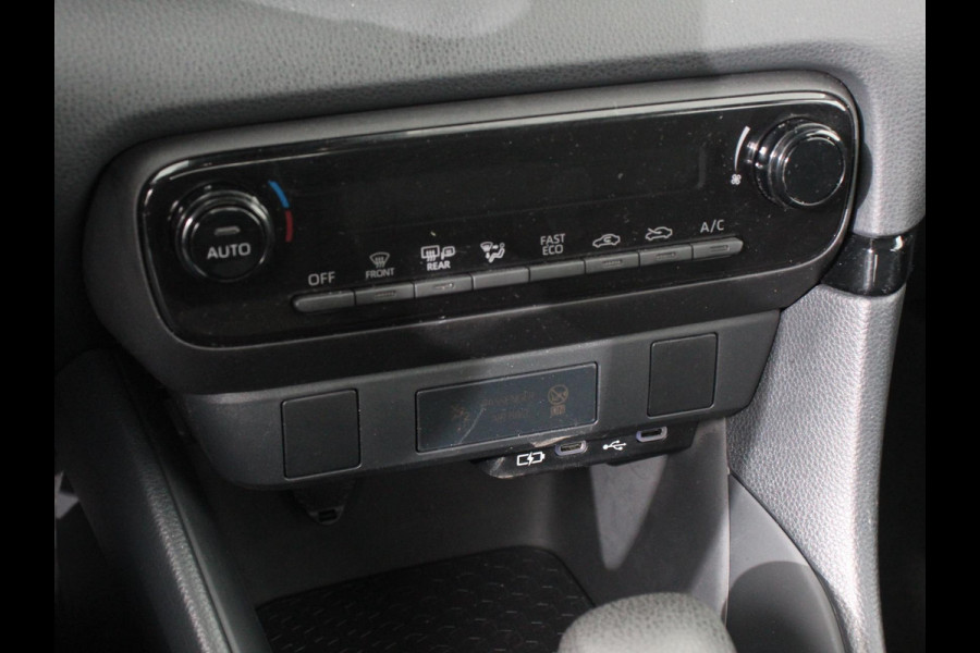 Mazda 2 Hybrid 1.5 Automaat Prime-line | Airco | Adaptieve cruise control | Achteruitrijcamera | Lane assist | Radio | Navigatie | Apple Carplay/ Android auto