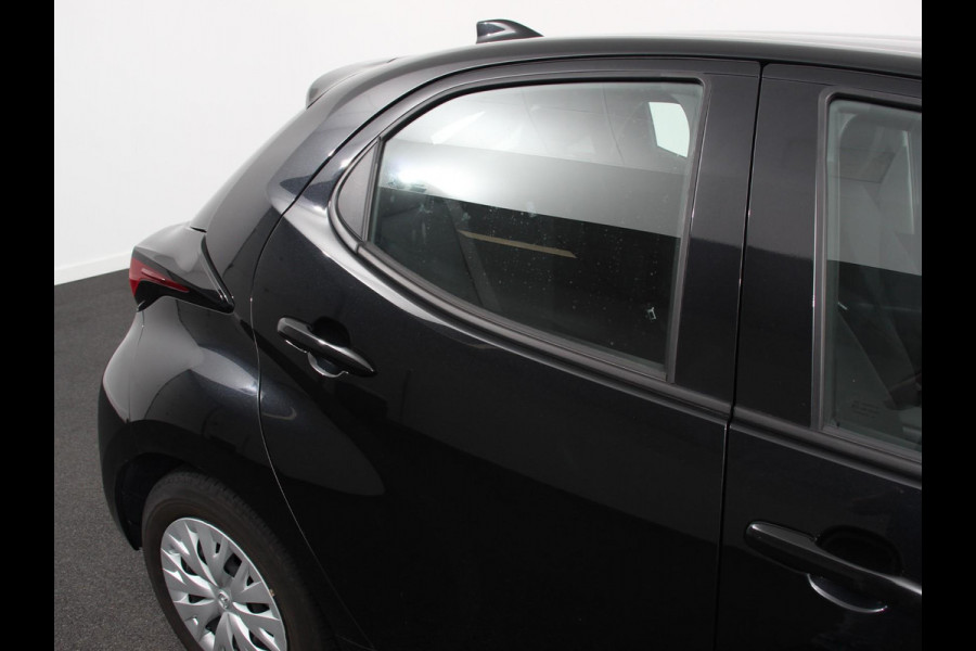 Mazda 2 Hybrid 1.5 Automaat Prime-line | Airco | Adaptieve cruise control | Achteruitrijcamera | Lane assist | Radio | Navigatie | Apple Carplay/ Android auto