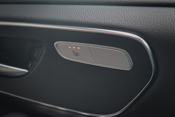 Mercedes-Benz V-Klasse 300d Extra Lang DC Avantgarde Edition | STOELVERWARMING | ADPATIVE CRUISE |
