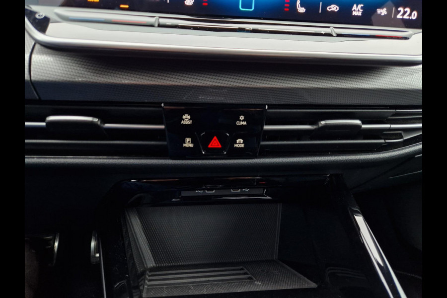 Volkswagen Golf 8.5 1.5 eTSI 150pk dsg 50 Edition/Pano/IQ drive/Full