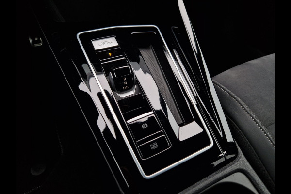 Volkswagen Golf 8.5 1.5 eTSI 150pk dsg 50 Edition/Pano/IQ drive/Full