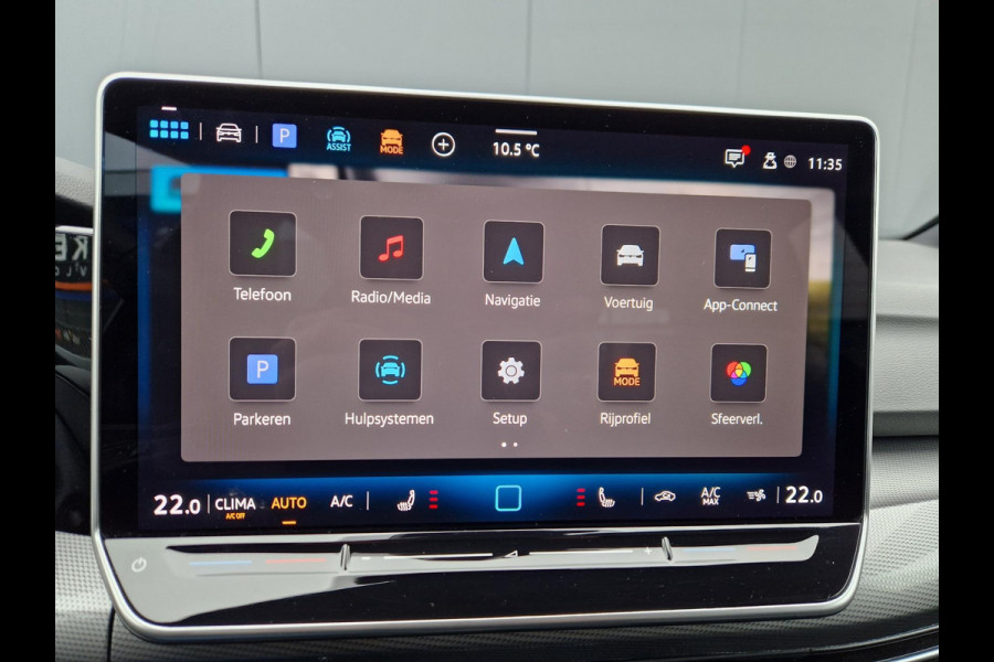 Volkswagen Golf 8.5 1.5 eTSI 150pk dsg 50 Edition/Pano/IQ drive/Full