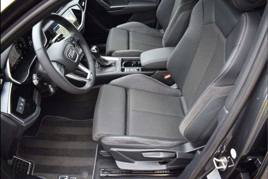 Audi Q3 Sportback 45 TFSI e S-Line 245 Pk Navi Sfeerverlichting Full Led Keyless Trekhaak 20 Inch Unieke staat