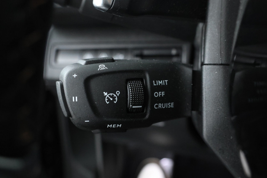 Peugeot 5008 1.5 BlueHDI GT Pack Business Automaat, 7 Persoons, Navigatie