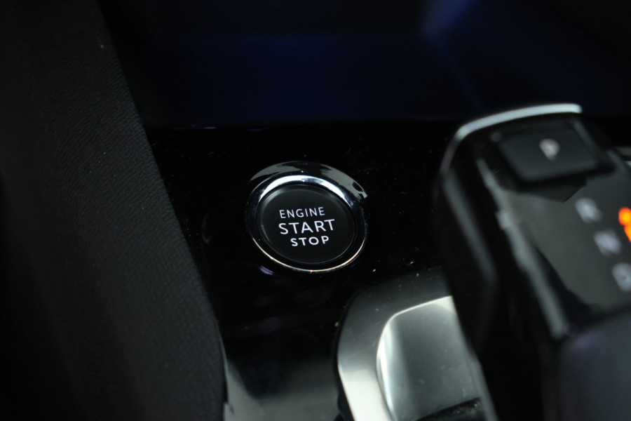 Peugeot 5008 1.5 BlueHDI GT Pack Business Automaat, 7 Persoons, Navigatie