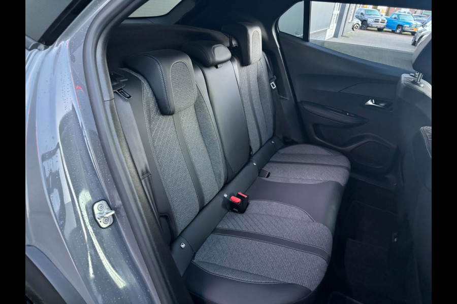Peugeot 2008 1.2 EAT8 130PK /cruise /Led /1e eigenaar