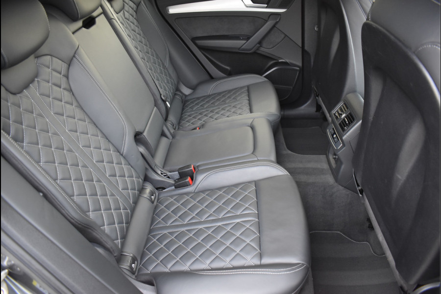 Audi Q5 50 TFSI e S-Line 299 Pk RS-Stoel Luchtvering Matrix Oled ACC Keyless Trekhaak 20 Inch