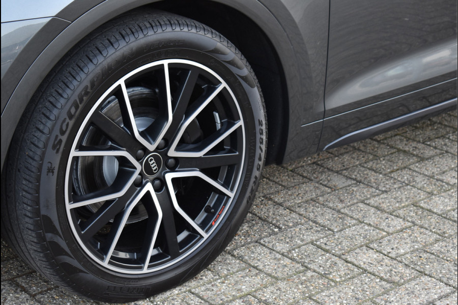 Audi Q5 50 TFSI e S-Line 299 Pk RS-Stoel Luchtvering Matrix Oled ACC Keyless Trekhaak 20 Inch