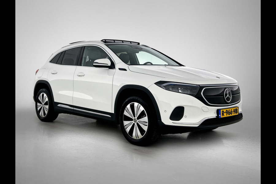 Mercedes-Benz EQA 250 Luxury 67 kWh | Achteruitrij camera | Stoelverwarming | Panoramadak | Navigatie | Sfeerverlichting | Cruis control |  Inclusief 24 maanden Mercedes-Benz Certified garantie voor Europa.