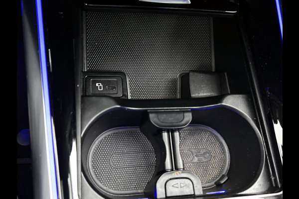 Mercedes-Benz EQA 250 Luxury 67 kWh | Achteruitrij camera | Stoelverwarming | Panoramadak | Navigatie | Sfeerverlichting | Cruis control |  Inclusief 24 maanden Mercedes-Benz Certified garantie voor Europa.