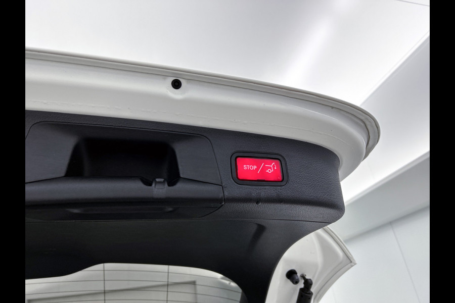 Mercedes-Benz EQA 250 Luxury 67 kWh | Achteruitrij camera | Stoelverwarming | Panoramadak | Navigatie | Sfeerverlichting | Cruis control |  Inclusief 24 maanden Mercedes-Benz Certified garantie voor Europa.